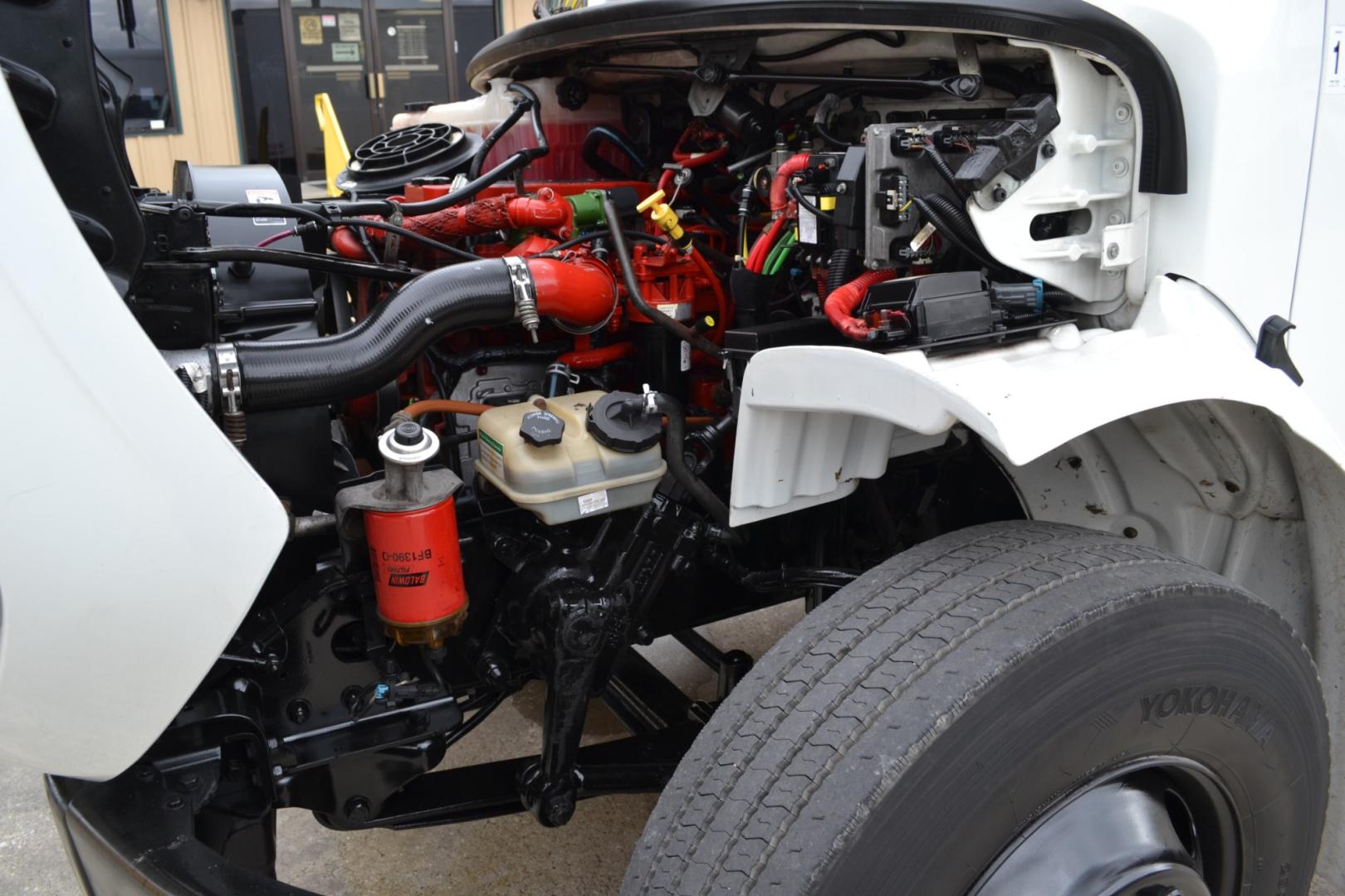 2014 WHITE /BLACK FREIGHTLINER M2-106 with an CUMMINS ISB 6.7L 240HP engine, ALLISON 2100HS AUTOMATIC transmission, located at 9172 North Fwy, Houston, TX, 77037, (713) 910-6868, 29.887470, -95.411903 - Photo#13